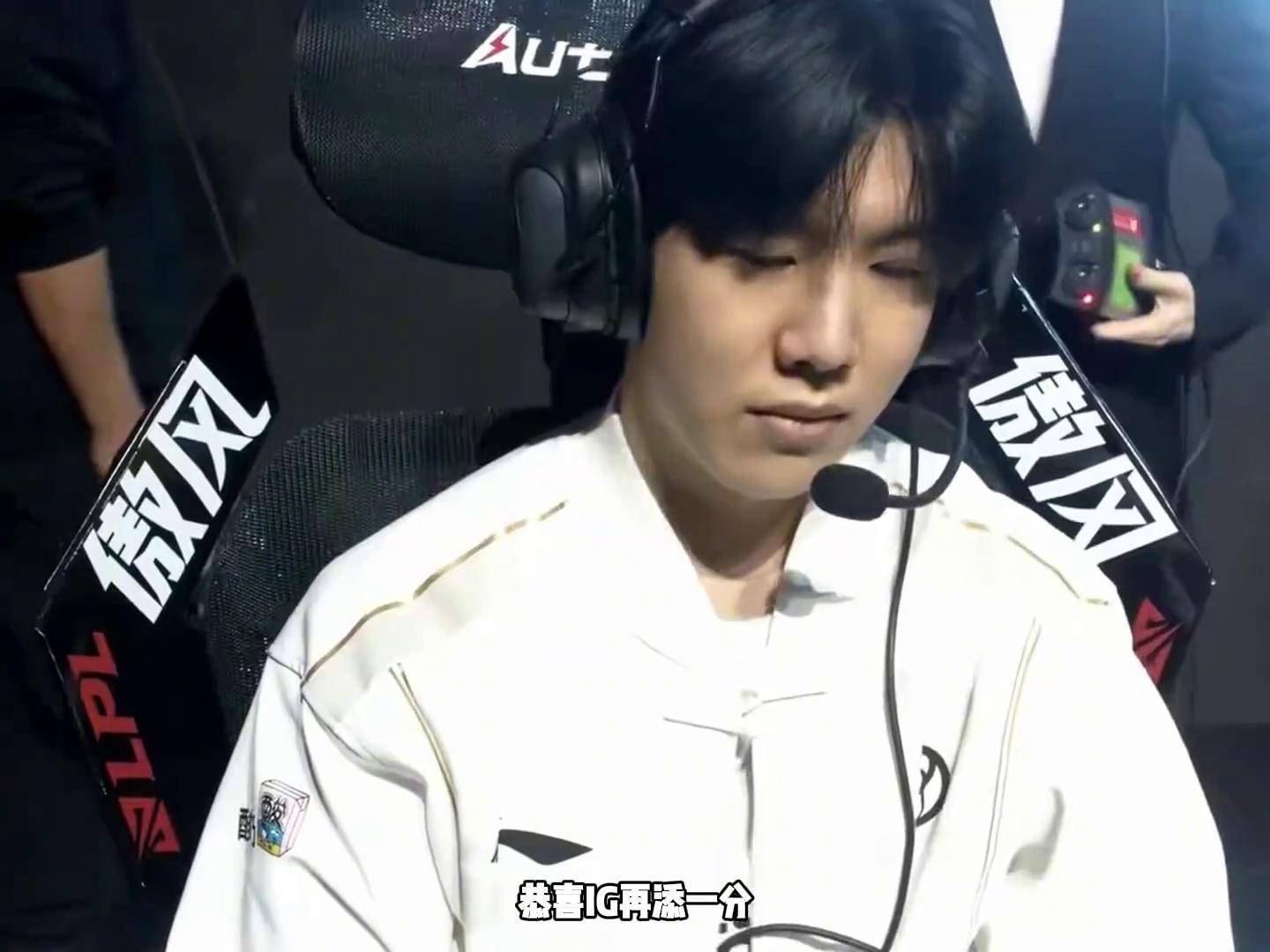 开云中国网站-表现优异引发热议！，Scout在IG比赛中反败为胜观众掌声雷动的简单介绍