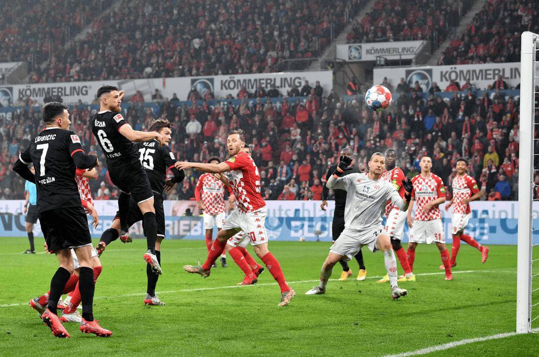 开运体育入口-赛前体能课后，AC米兰更衣室发声备战德国杯，悬念犹存，赛程密集仍需轮换(德国杯赛程直播)