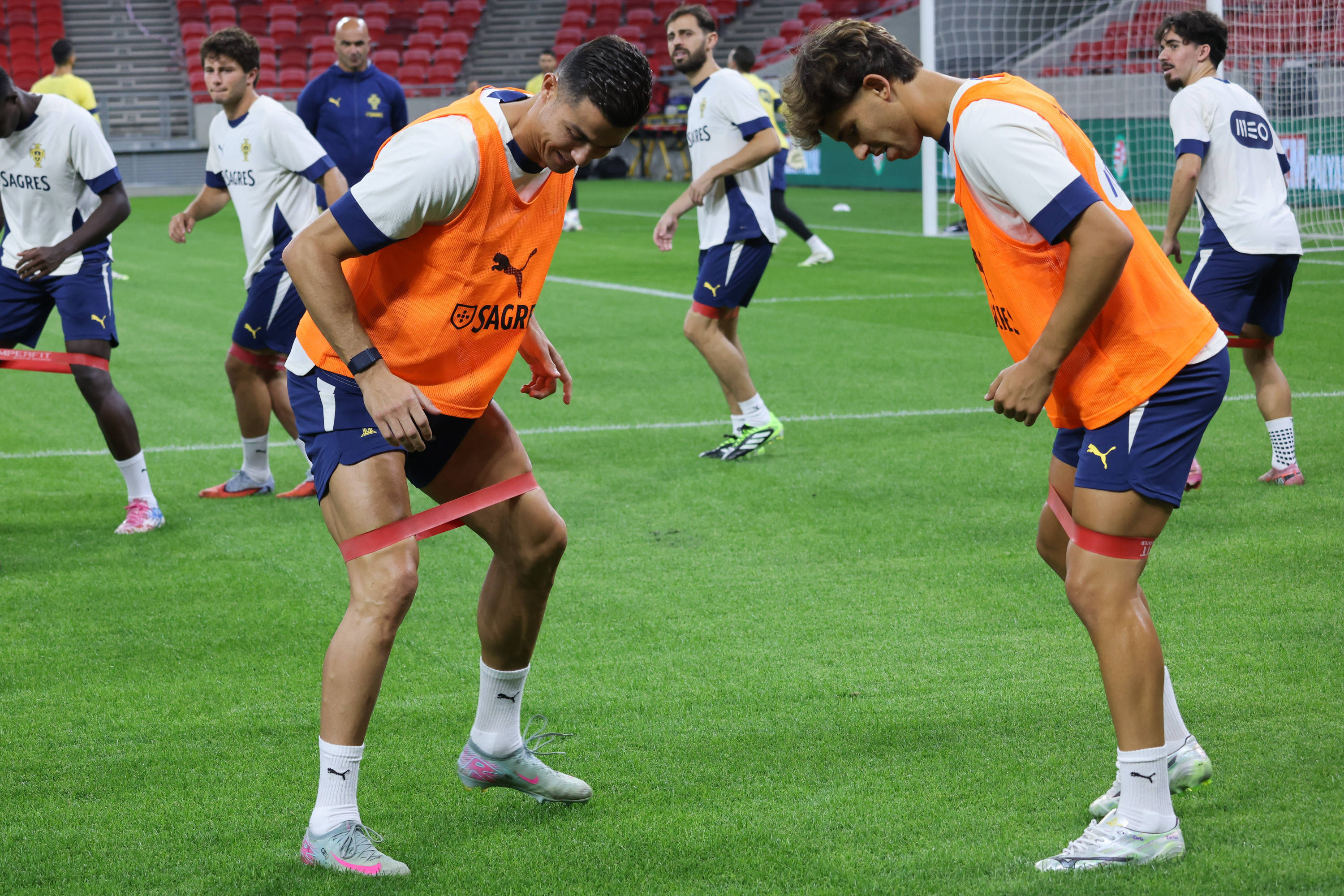 开运体育入口-重磅！曼城今夜战术微调皇家社会清晨单刀错失，葡萄牙体育围绕荷甲战术微调的简单介绍